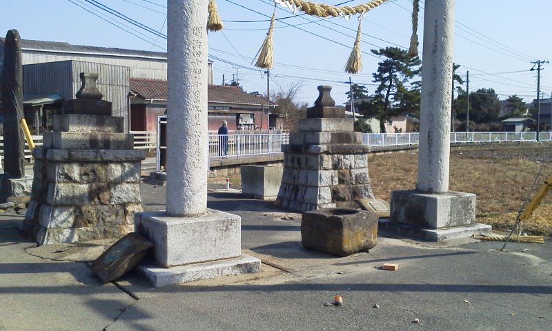 伊勢両宮神社参道入口