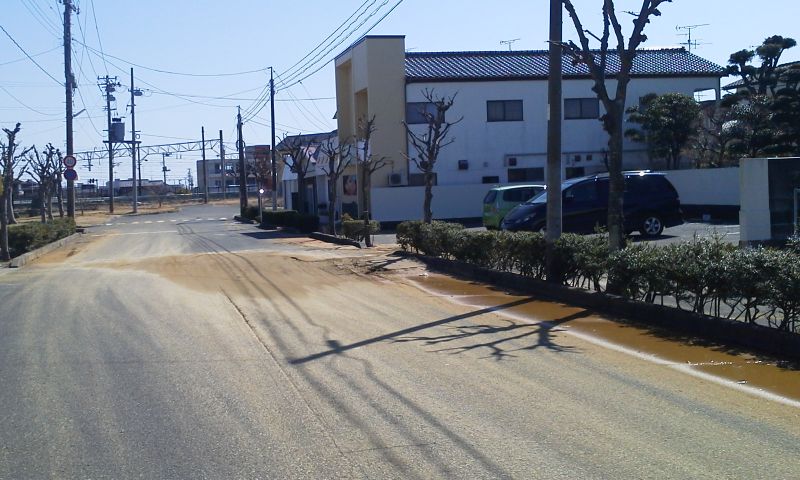 水道管が破裂した跡