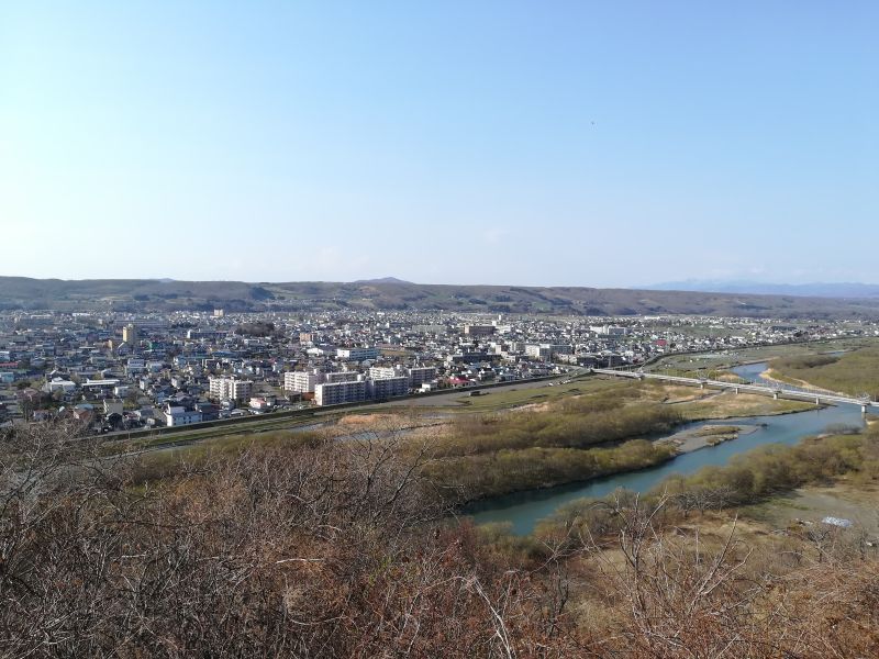 静内市街