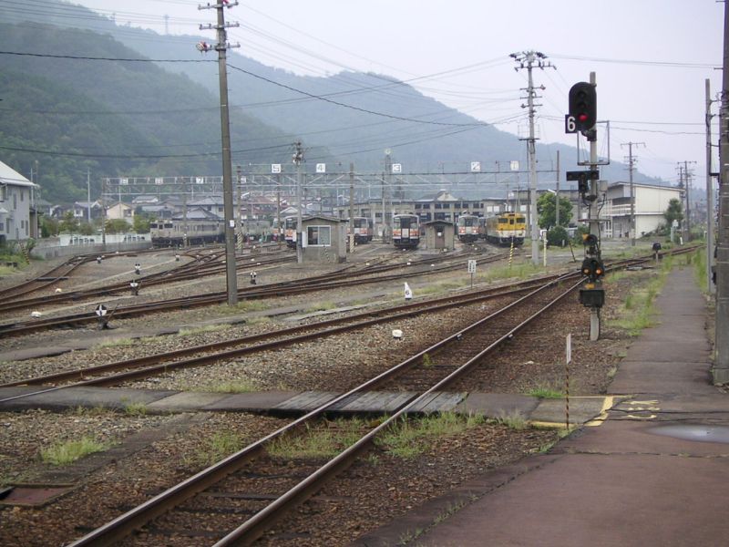 津山駅